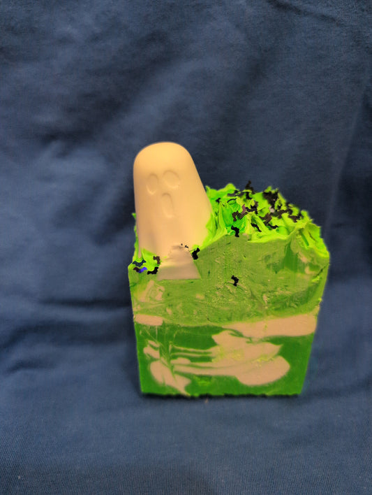 Pre-Order Winter Apple Scented Glow In The Dark Halloween Soap
